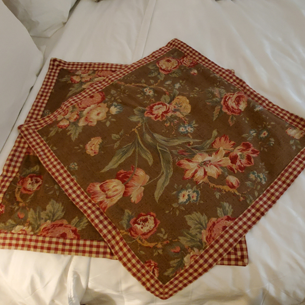 Legacy A Ryan Company Set of 2 Pillow Shams